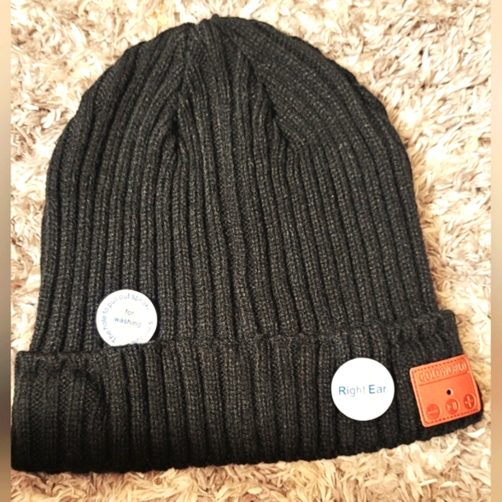 New headphones Beanie Black